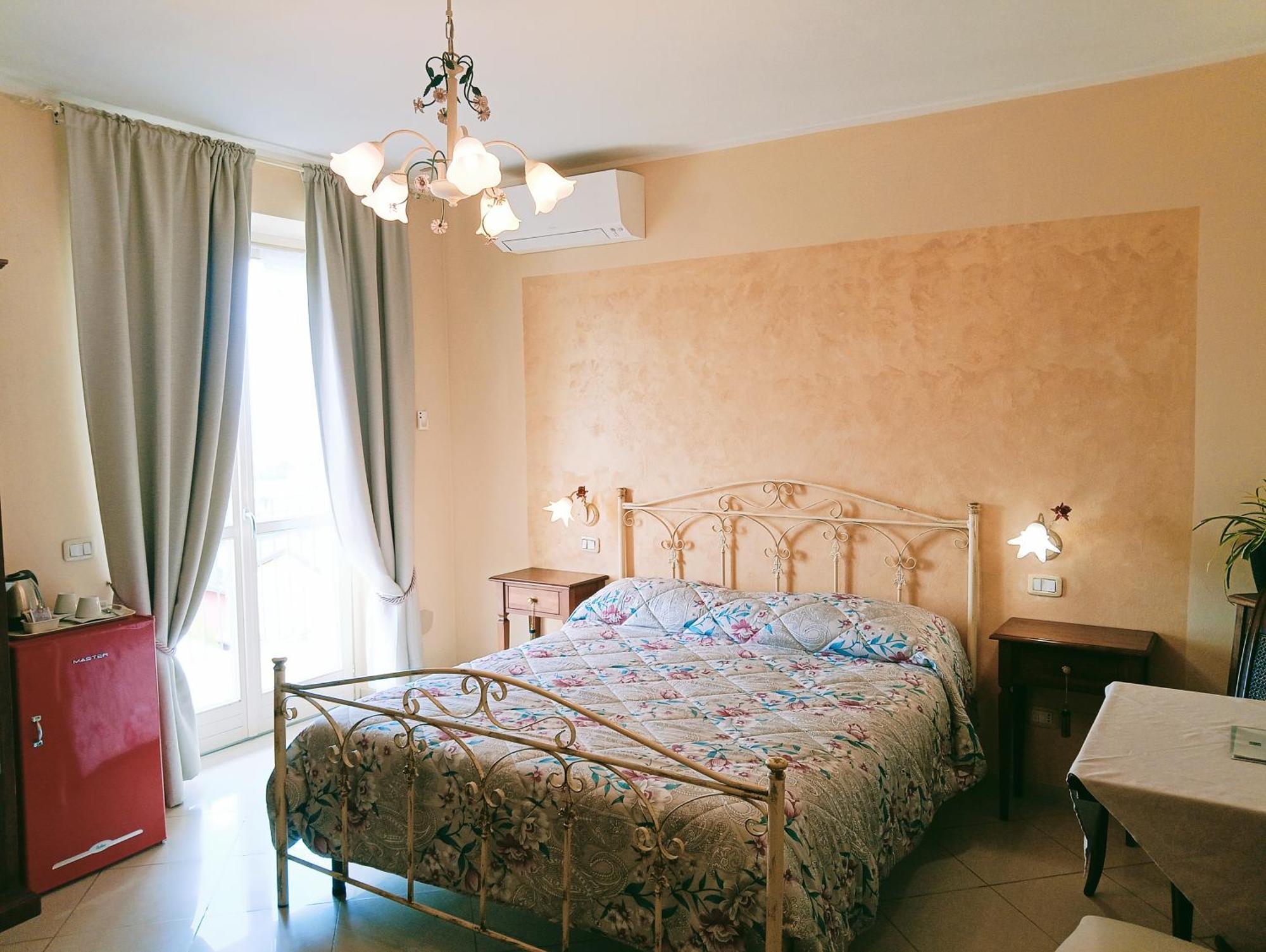Domus Langhe Bed & Breakfast