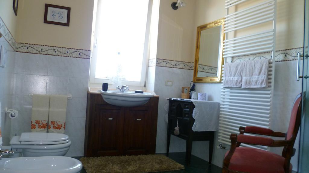 Bed & Breakfast Domus Langhe Treiso