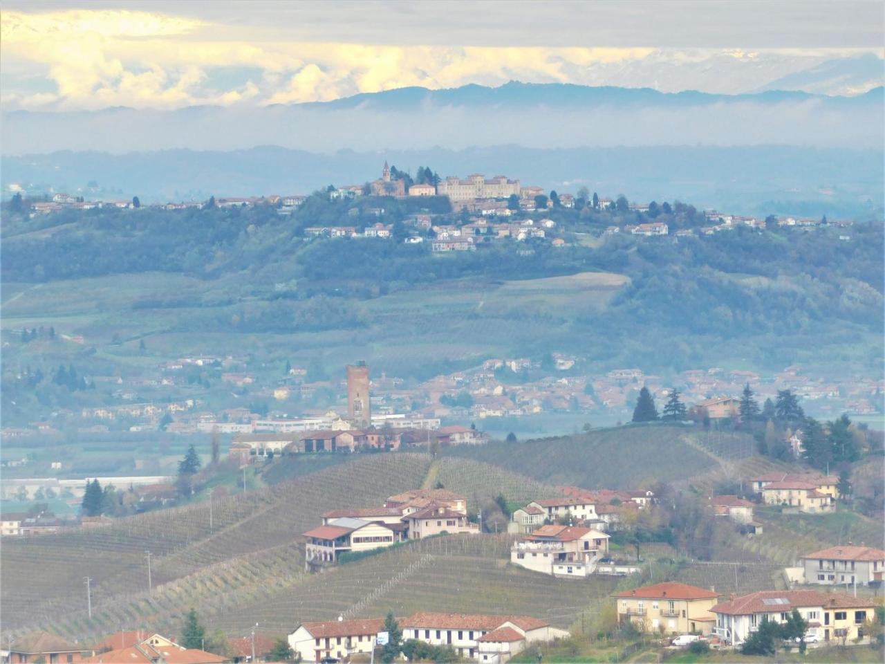 Bed & Breakfast Domus Langhe 3*